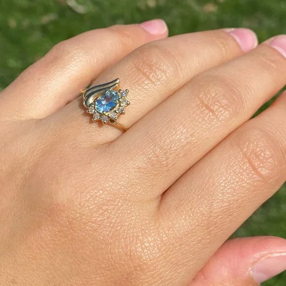 Aquamarine and Diamond Ring in 14 Karat Gold